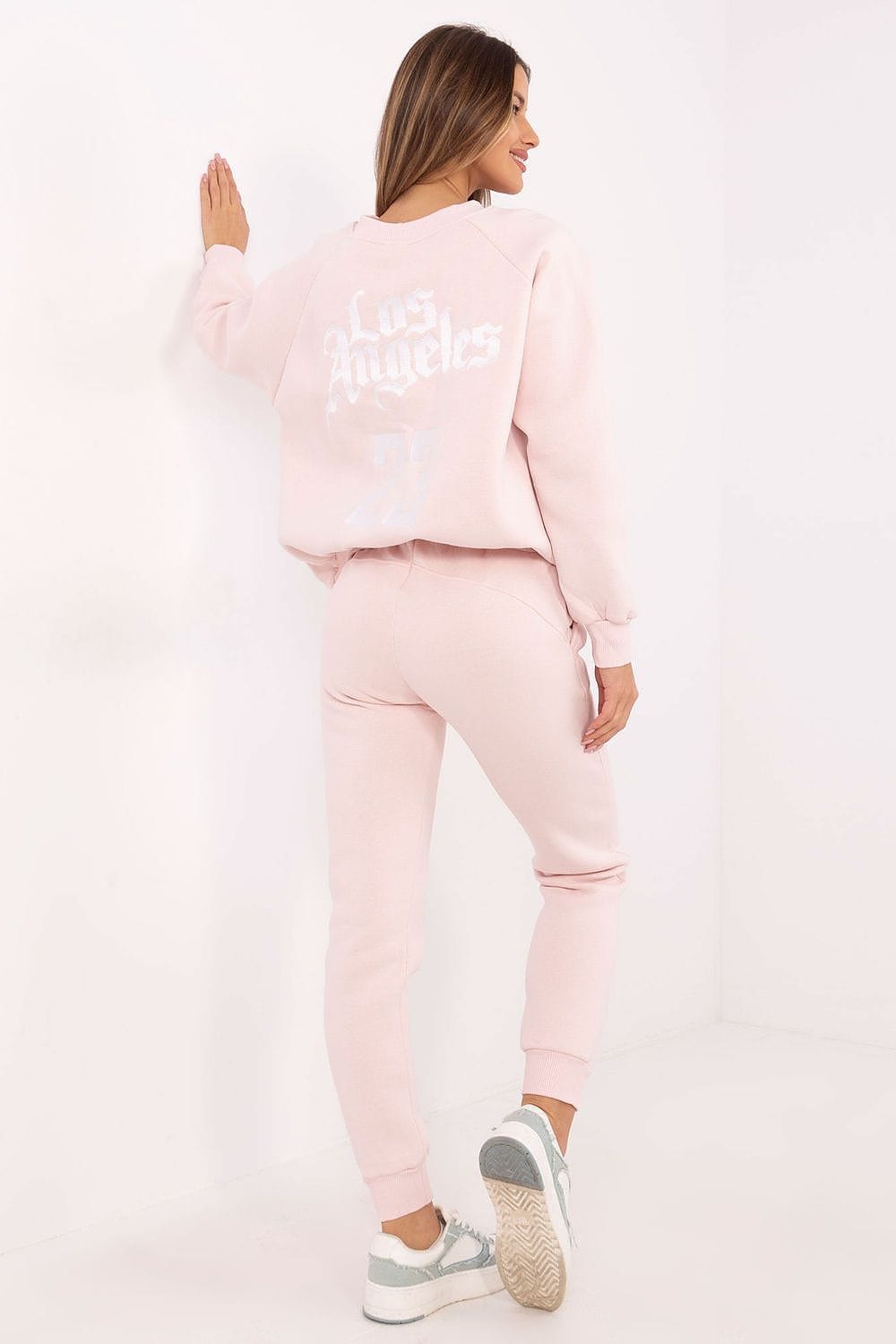 Teon Clothing EU Trendy athleisure tracksuits for daily wear