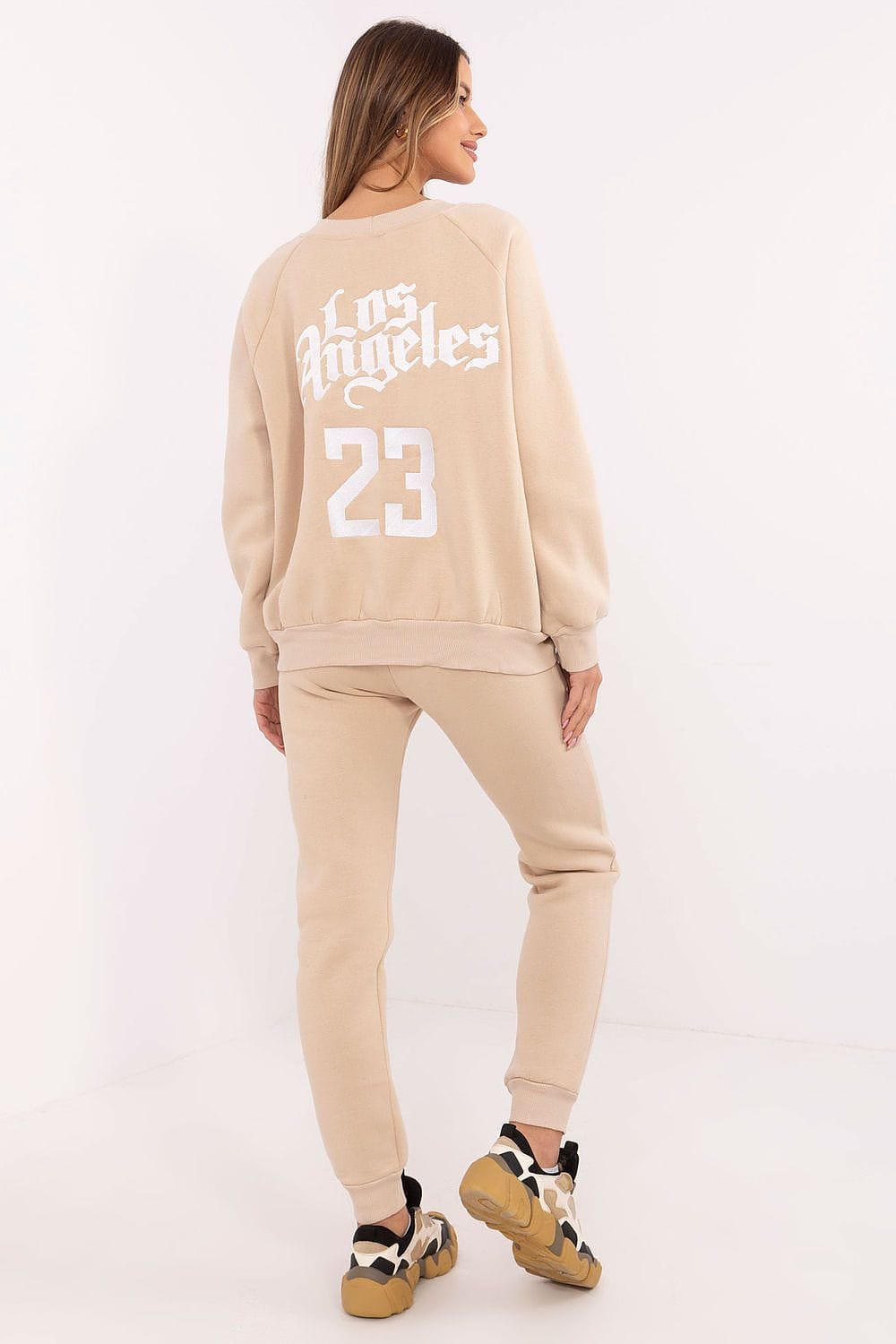 Teon Clothing EU Trendy athleisure tracksuits for daily wear