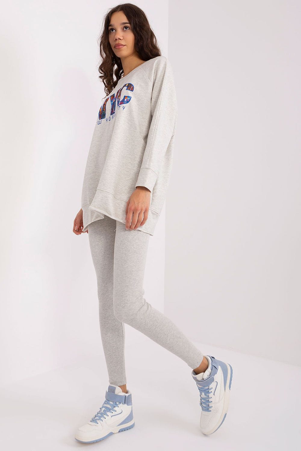 Teon Clothing EU Women's set consisting of a sweatshirt and leggings
