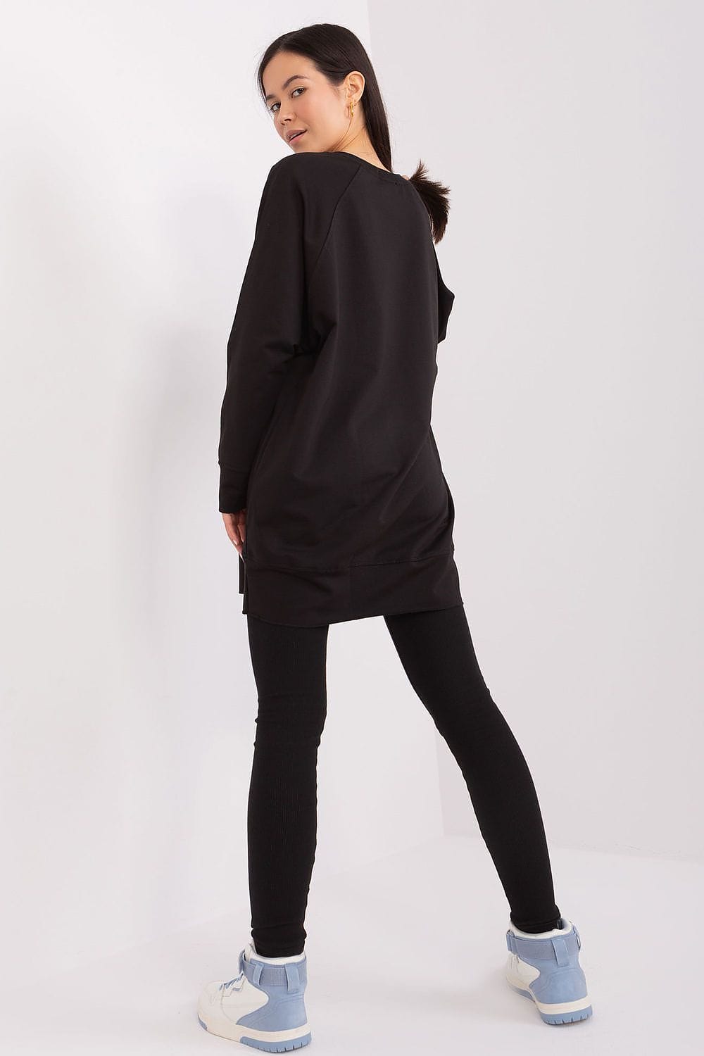 Teon Clothing EU Women's set consisting of a sweatshirt and leggings