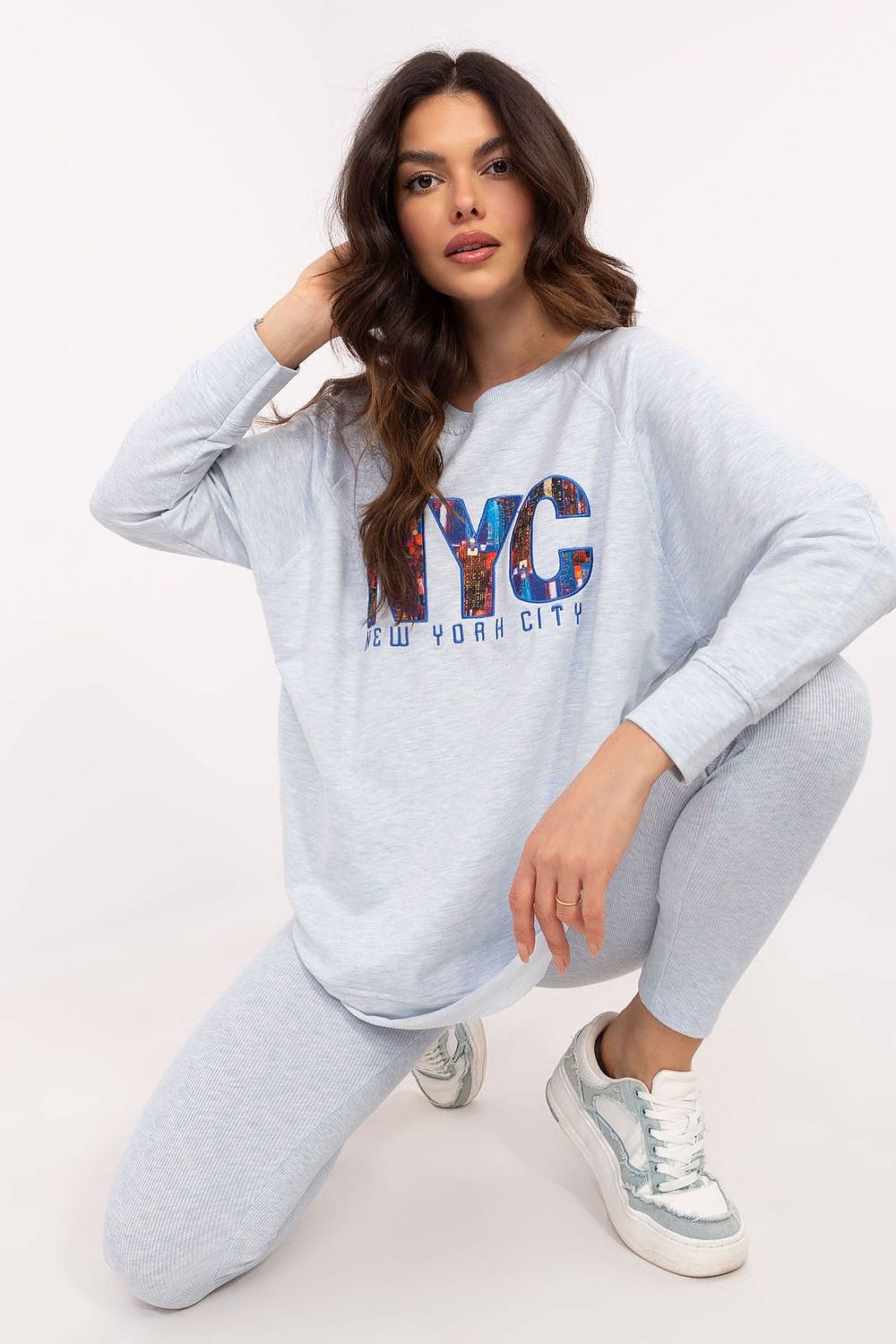 Teon Clothing EU Women's set consisting of a sweatshirt and leggings