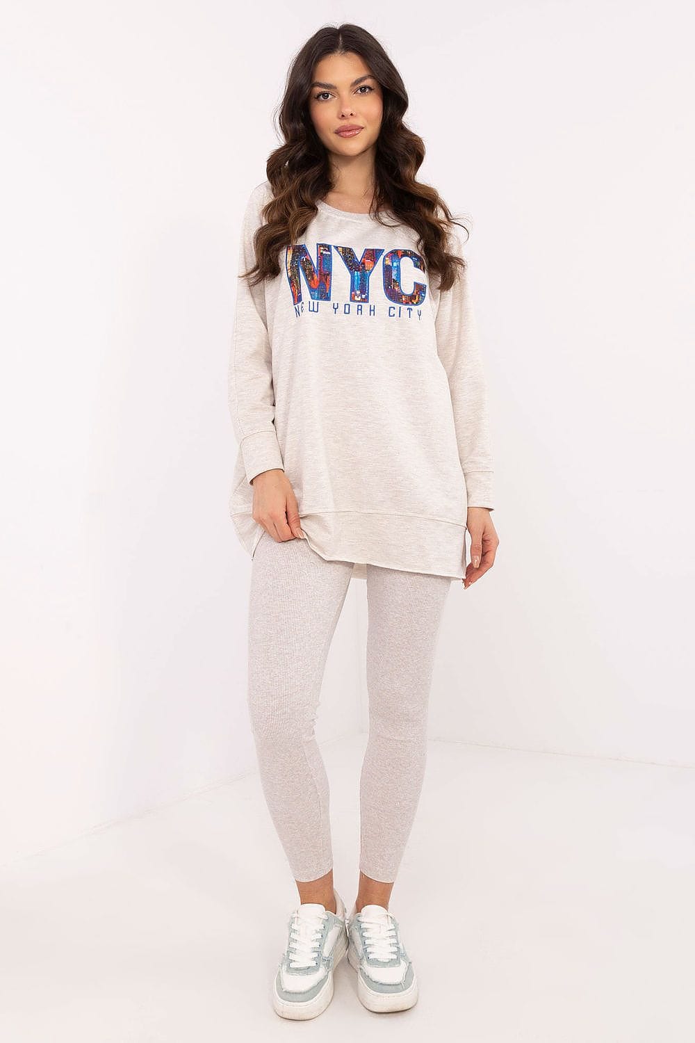 Teon Clothing EU Women's set consisting of a sweatshirt and leggings