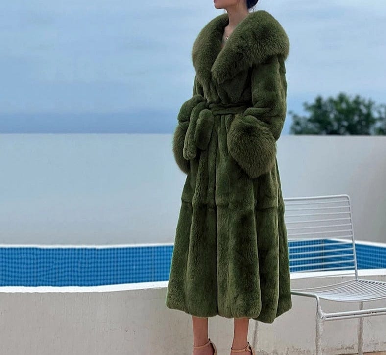 Teonclothingshop 2023. Long faux fur coat