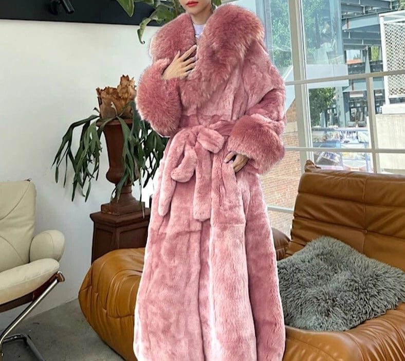Teonclothingshop 2023. Long faux fur coat