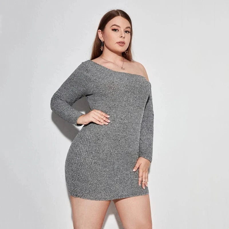 Teonclothingshop Elegant Ribbed Dress for Curvy Women