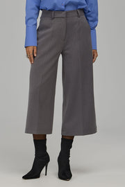  Women trousers model 230986 Nife 