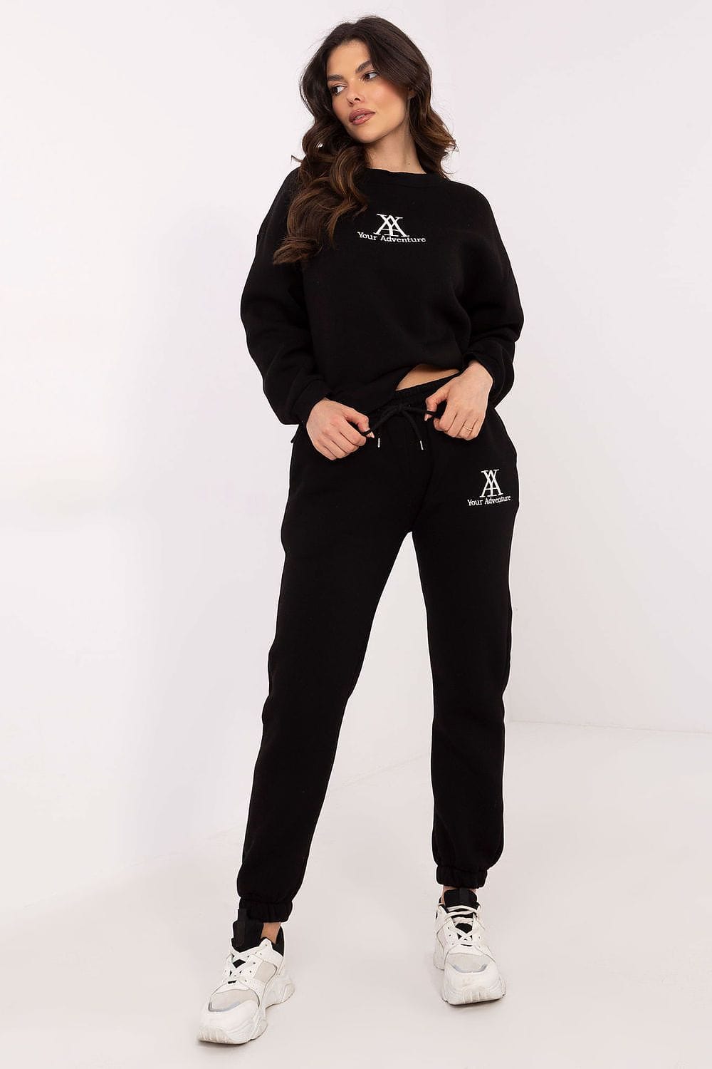 Teon Clothing EU Comfortable Two-Piece Jogger Set