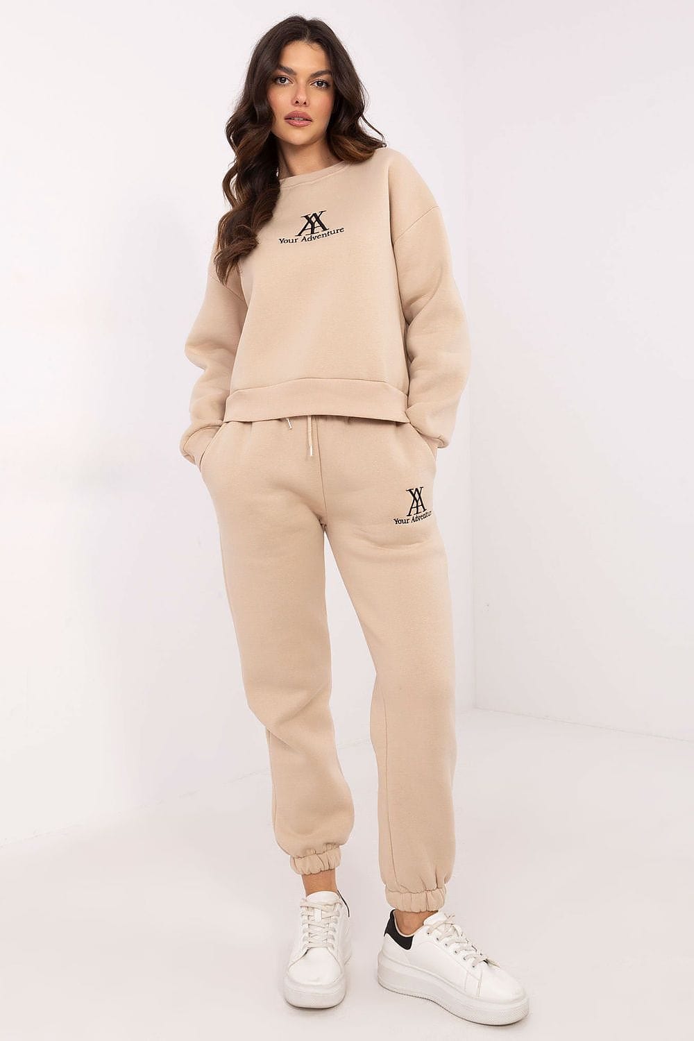 Teon Clothing EU Comfortable Two-Piece Jogger Set