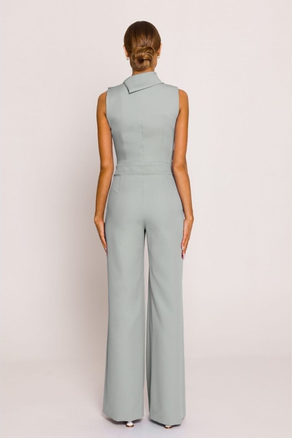  Suit model 231902 Moe 