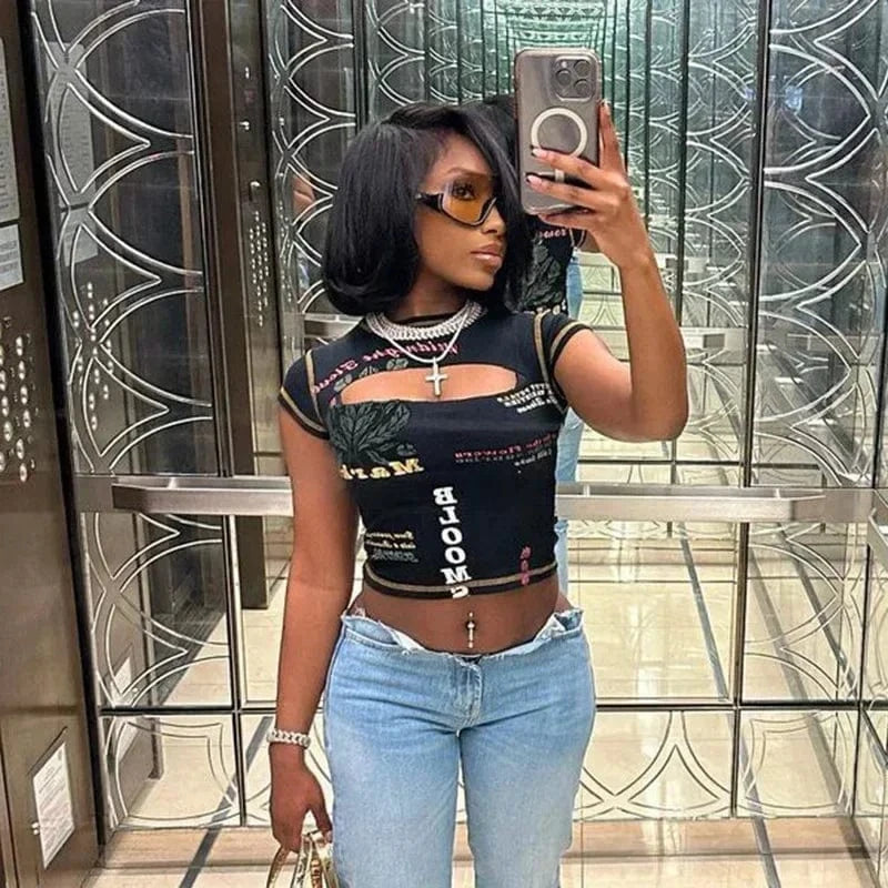 Teon Clothing Shop Graphic T Shirts Black Cut Out Short Sleeve Crop Tops