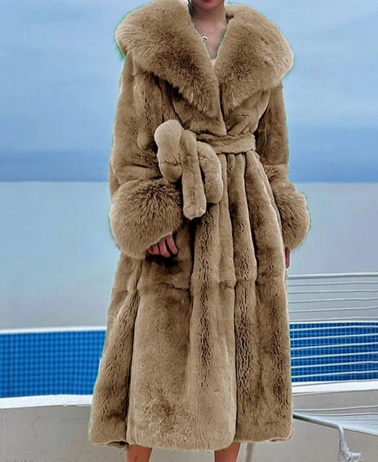 Teonclothingshop 2023. Long faux fur coat