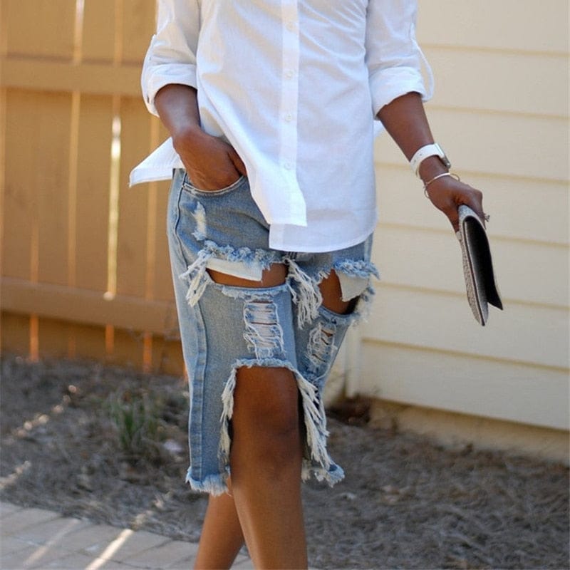 Teonclothingshop Baggy denim shorts with ripped holes