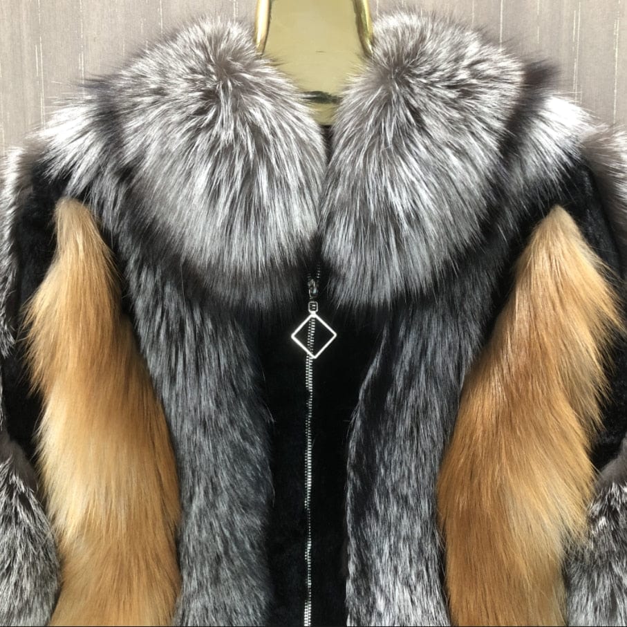 Teonclothingshop Modern women's jacket made of real fur