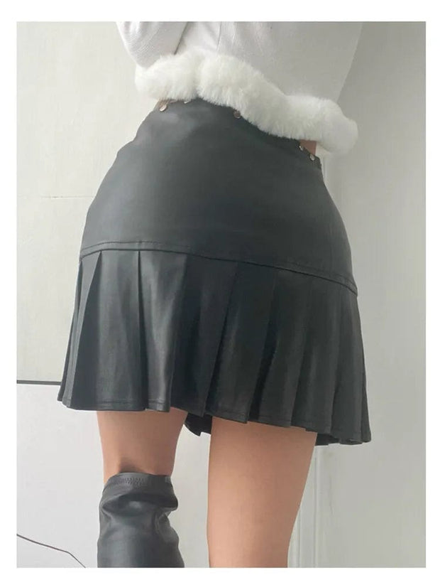 Teonclothingshop Retro mini pleated skirt made of pu leather