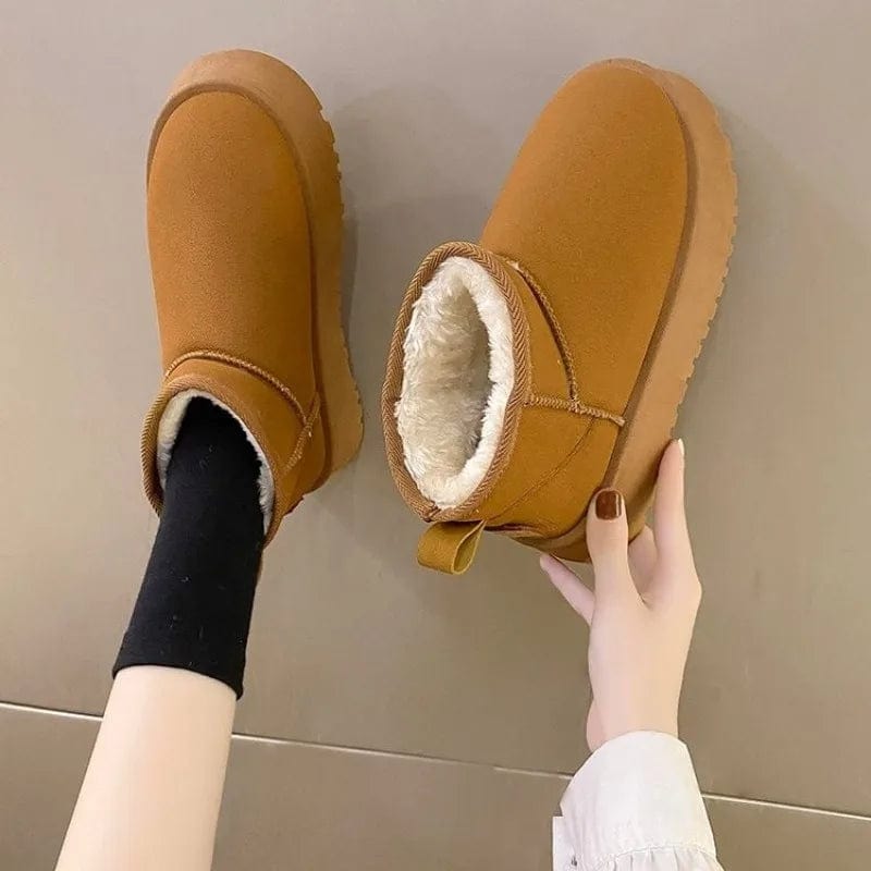 Teonclothingshop "Stay Stylish and Cozy: Thick Sole Winter Ankle Boots"