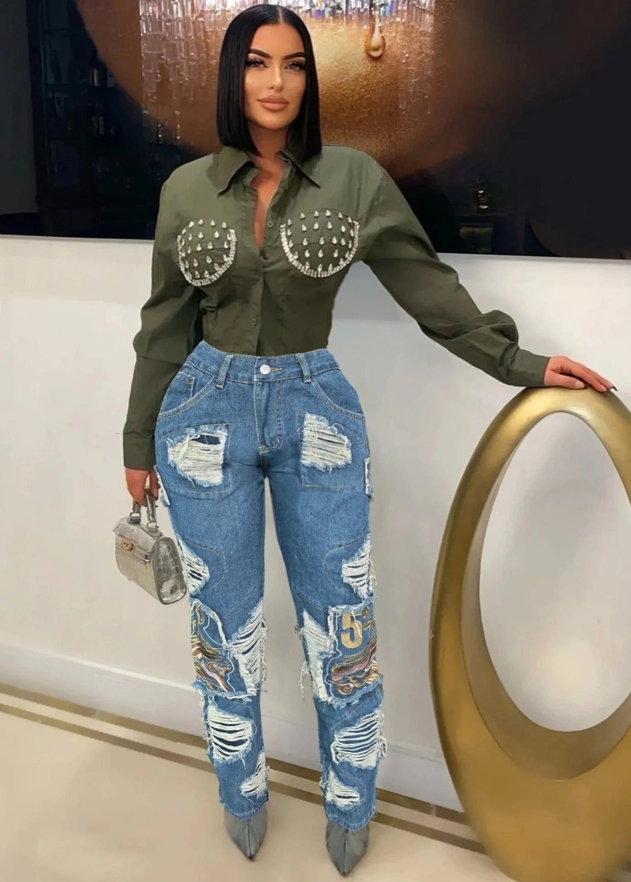 Vintage style ripped jeans