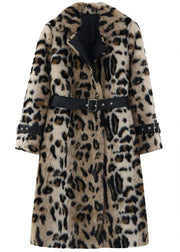 Teonclothingshop Winter long warm raincoat with leopard print made of eco fur