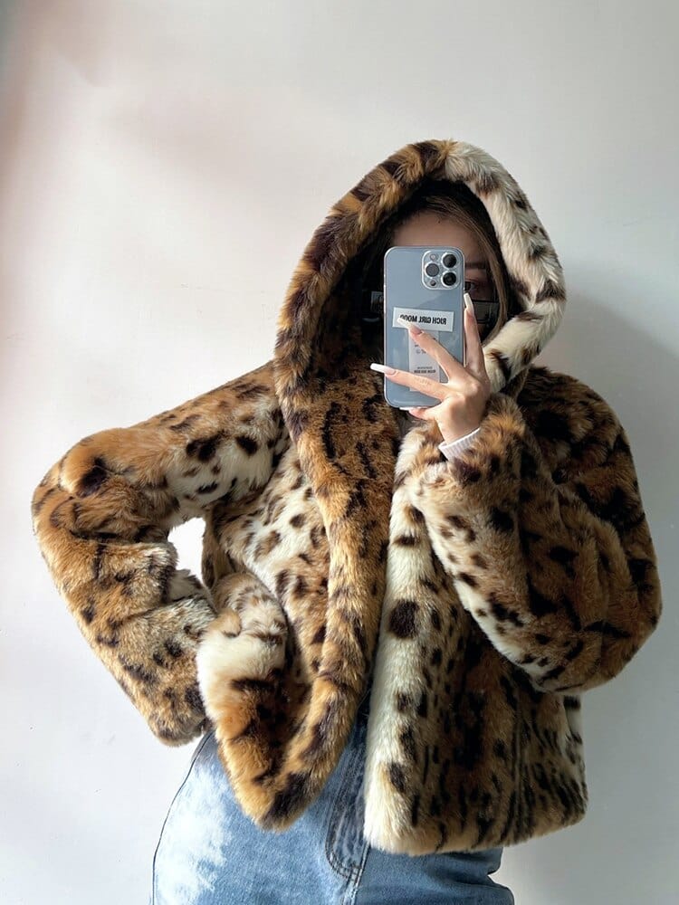 Teonclothingshop Winter short thick warm faux fur jacket with hood