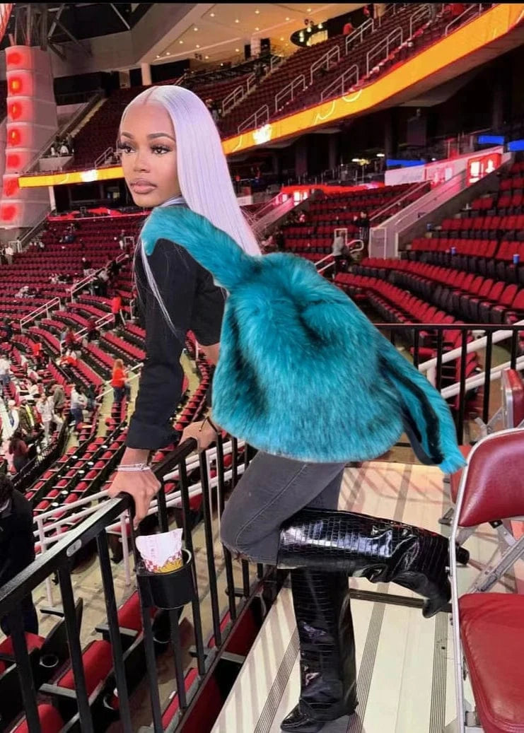 Women backpack made of faux fur, sturdy and soft