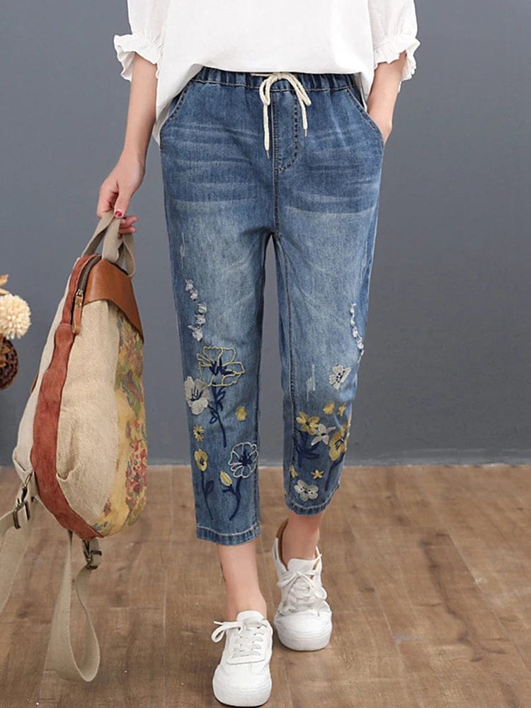 Teonclothingshop Women's casual denim pants with a floral pattern