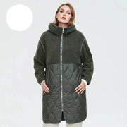 Teonclothingshop Women's winter coat made of faux fur with a hood