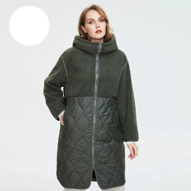 Teonclothingshop Women's winter coat made of faux fur with a hood