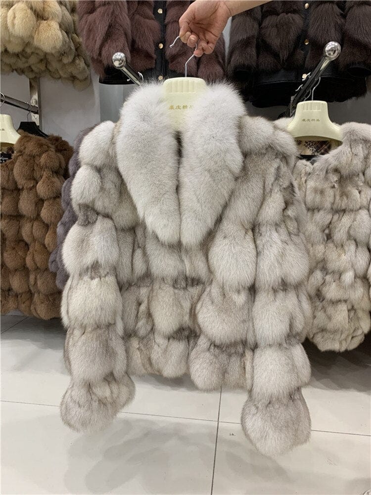 Teonclothingshop Women's winter jackets made of real fur, short style