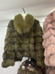 Teonclothingshop Women's winter jackets made of real fur, short style